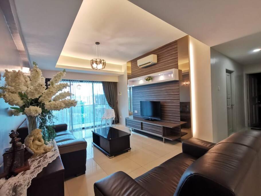 Glamorous At Kinta Riverfront Apartment Ipoh Exteriér fotografie